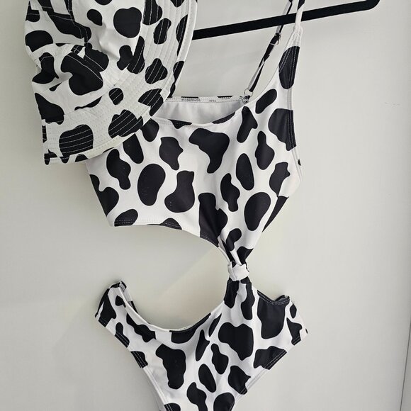 Cow Print Bodysuit - Picture 5 of 5